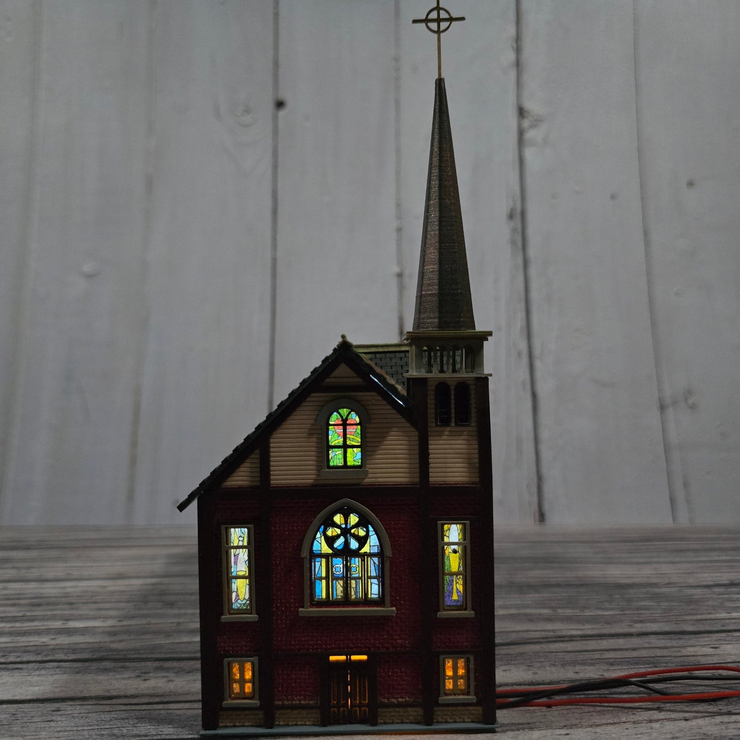 N Scale Trinity Church Building Kit – Includes Stained Glass Windows for Dioramas & Model Train Layouts