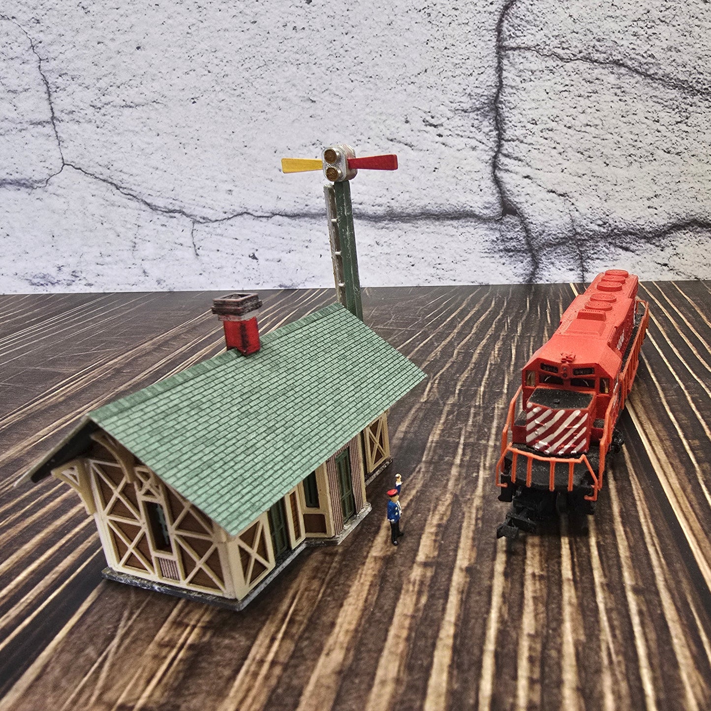 N Scale Stewart Depot – Ready-Built Model with Signal Tower, Handcrafted for Model Railroad Layouts & Dioramas