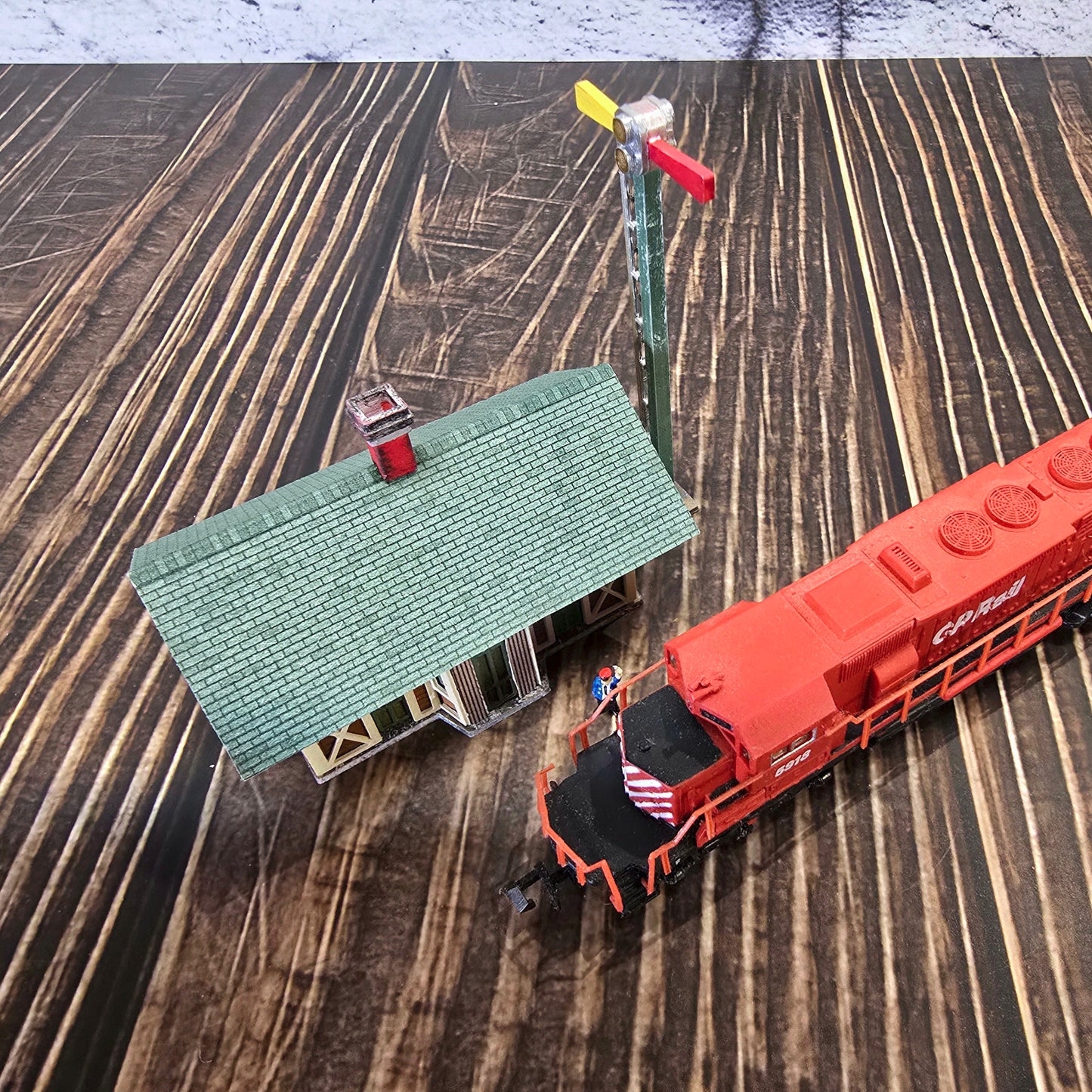 N Scale Stewart Depot – Ready-Built Model with Signal Tower, Handcrafted for Model Railroad Layouts & Dioramas
