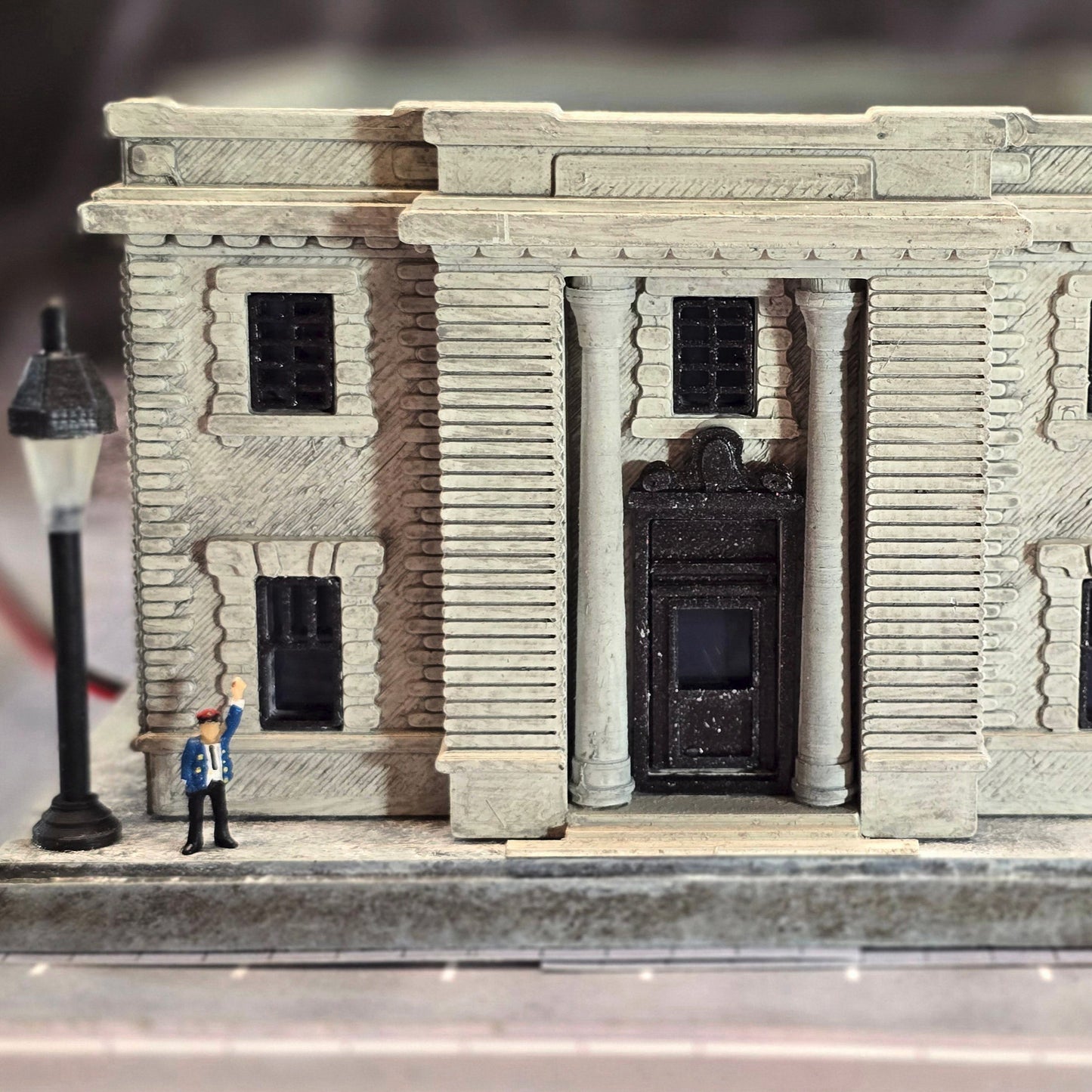N Scale Historic Meriden Post Office (1909) – Ready-Built Beaux-Arts Miniature for Model Railroad Layouts & Dioramas