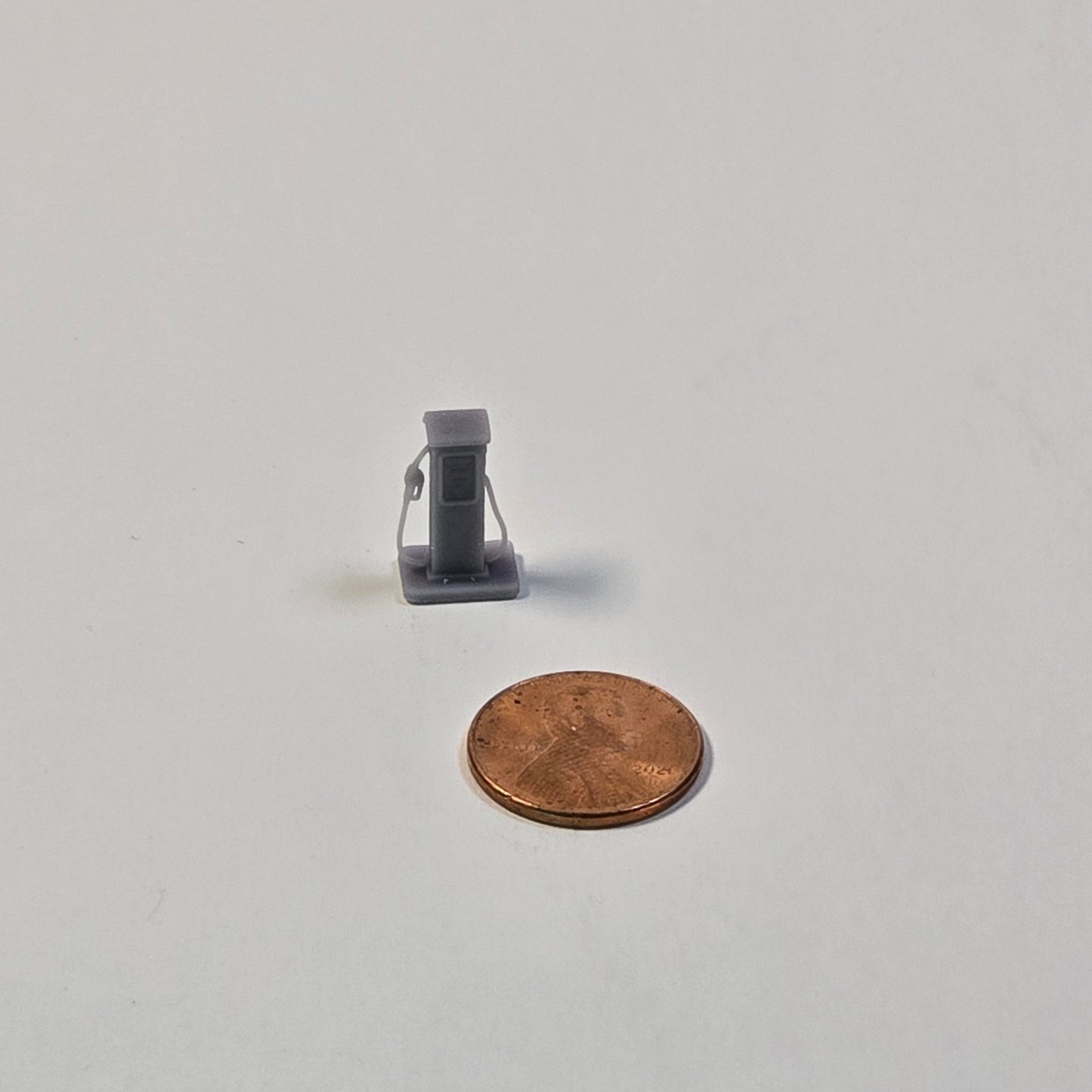 N scale Bennett Gas Pump – Resin Model Prop