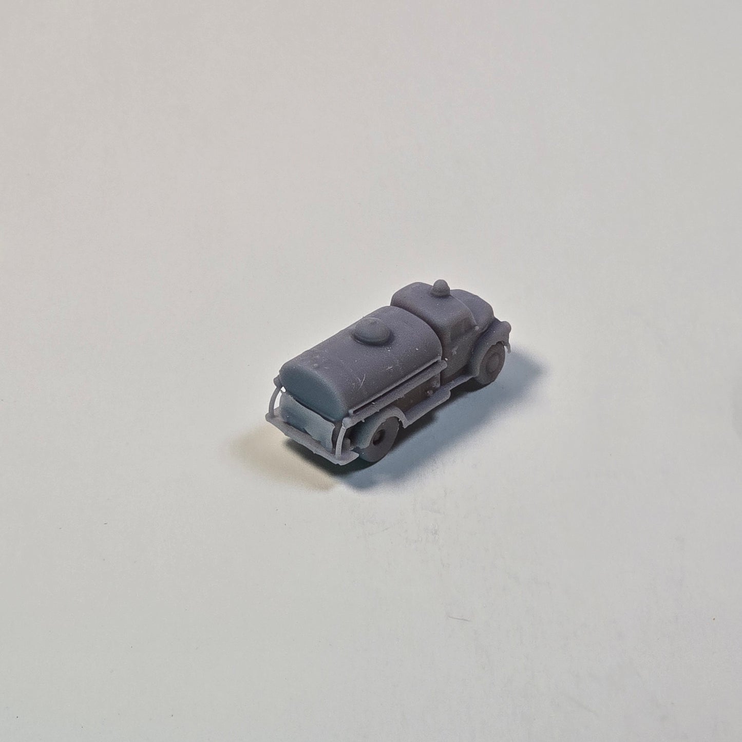 N scale Vintage Fuel Tanker Truck Vehicle – 12mm (1:160) Scale Vehicle for Dioramas & Model Railroads
