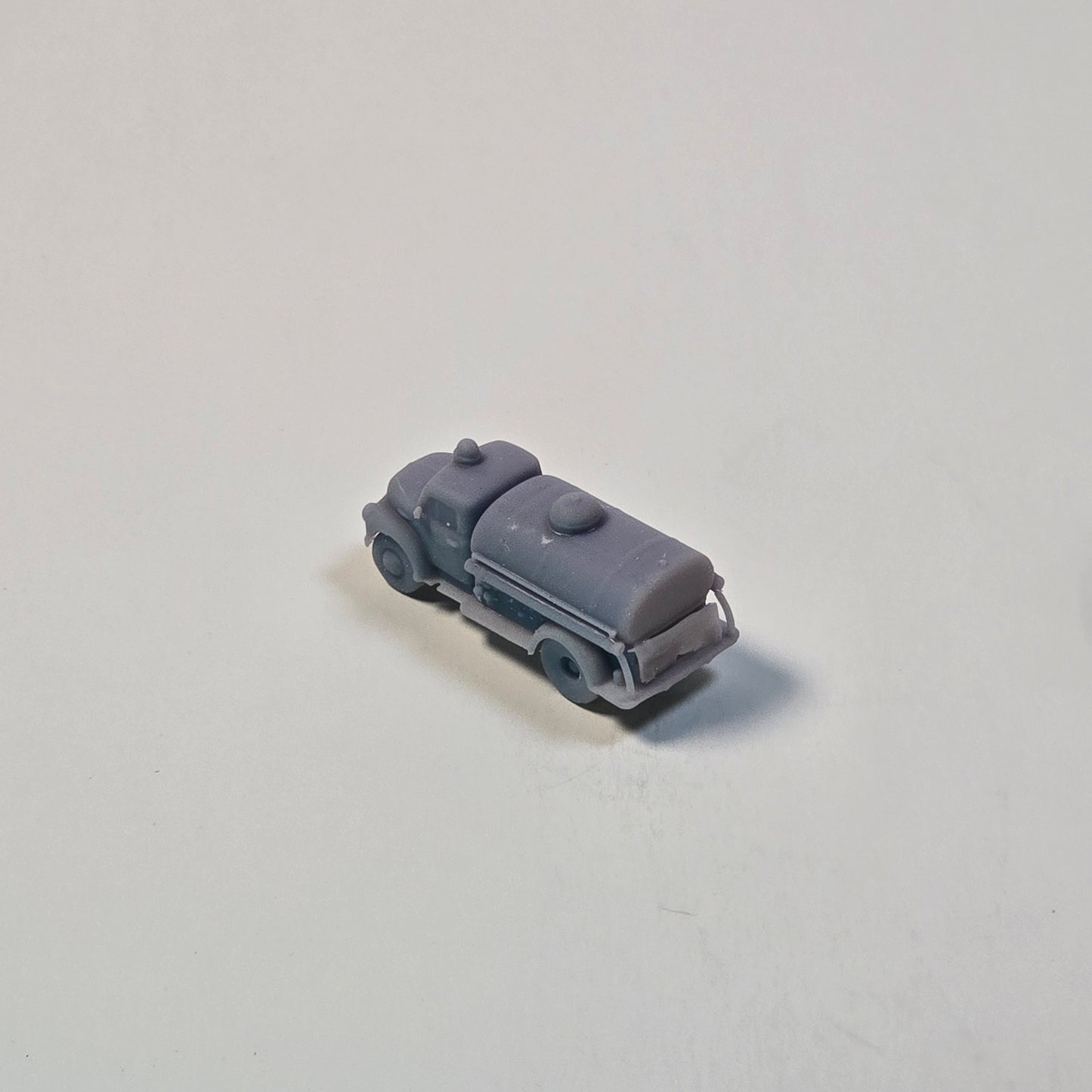 N scale Vintage Fuel Tanker Truck Vehicle – 12mm (1:160) Scale Vehicle for Dioramas & Model Railroads