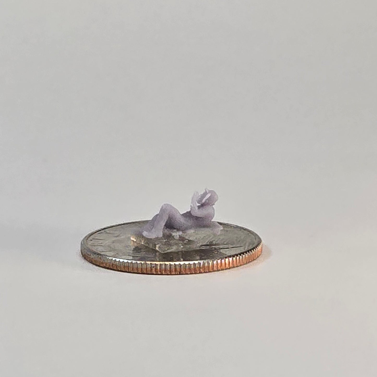 N Scale Mechanic on Creeper – 12mm Under-Vehicle Repair Miniature Figure