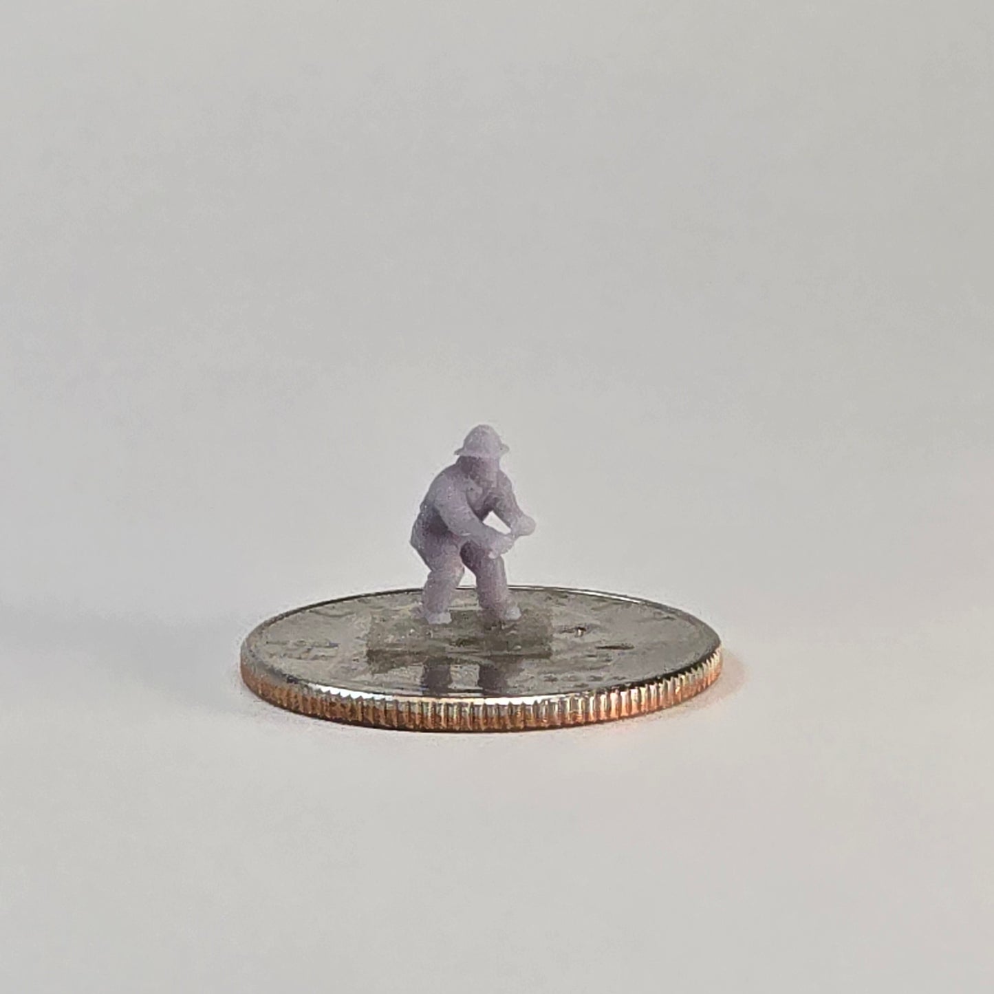 N Scale Fireman with Valve Tool – 12mm Utility Scene Miniature Figure