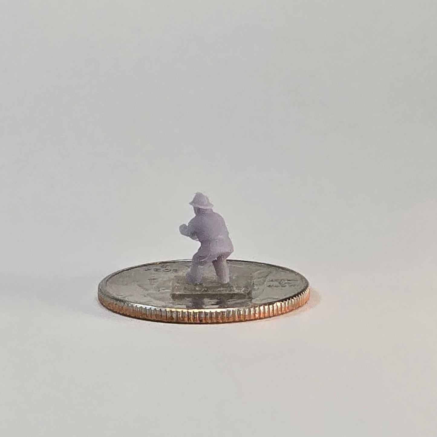 N Scale Fireman with Valve Tool – 12mm Utility Scene Miniature Figure
