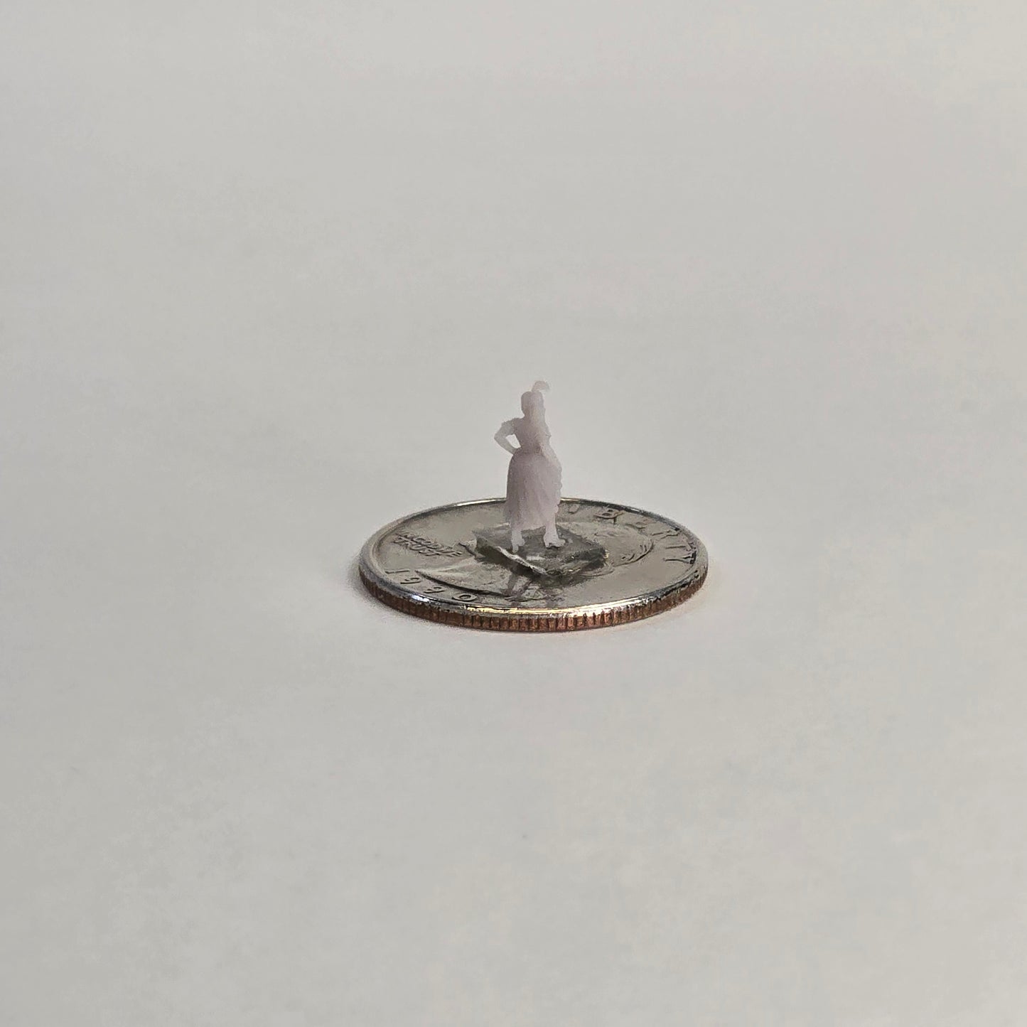 12mm N scale Dancer Gal – People Figure with Raised Skirt Pose