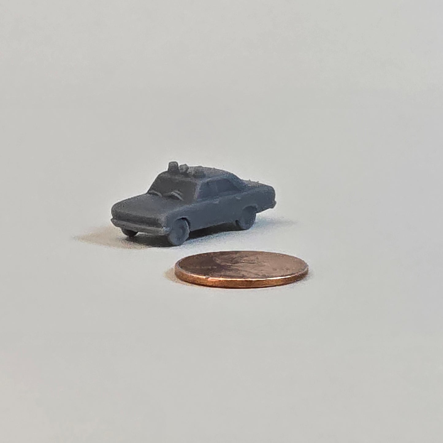 Sculptural Grey – Vintage Police Cruiser with Light Bar | 10mm Scale Cop Car