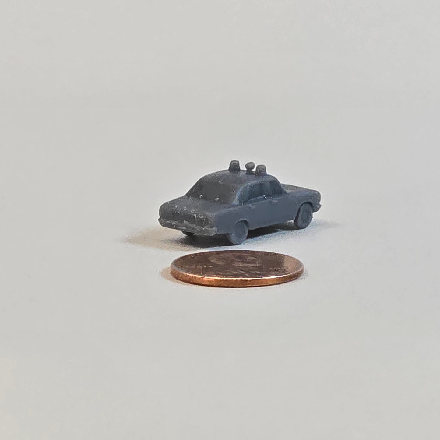 Sculptural Grey – Vintage Police Cruiser with Light Bar | 10mm Scale Cop Car
