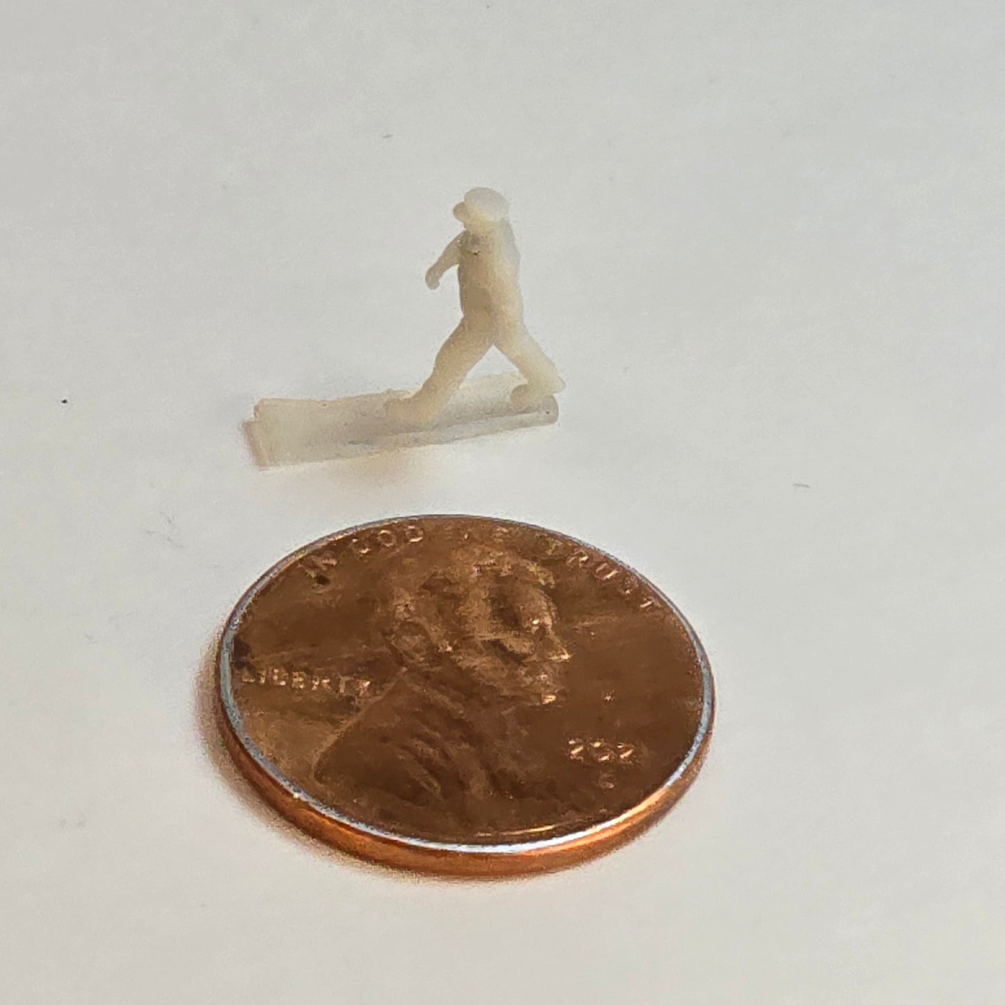 Unpainted Soldier People Figure – Walking Pose