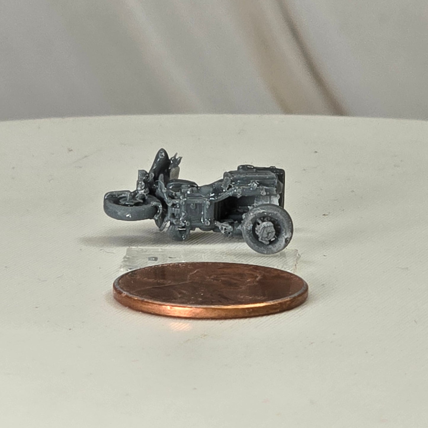 N Scale Harley-Style Full Dresser Touring Motorcycle – Unpainted