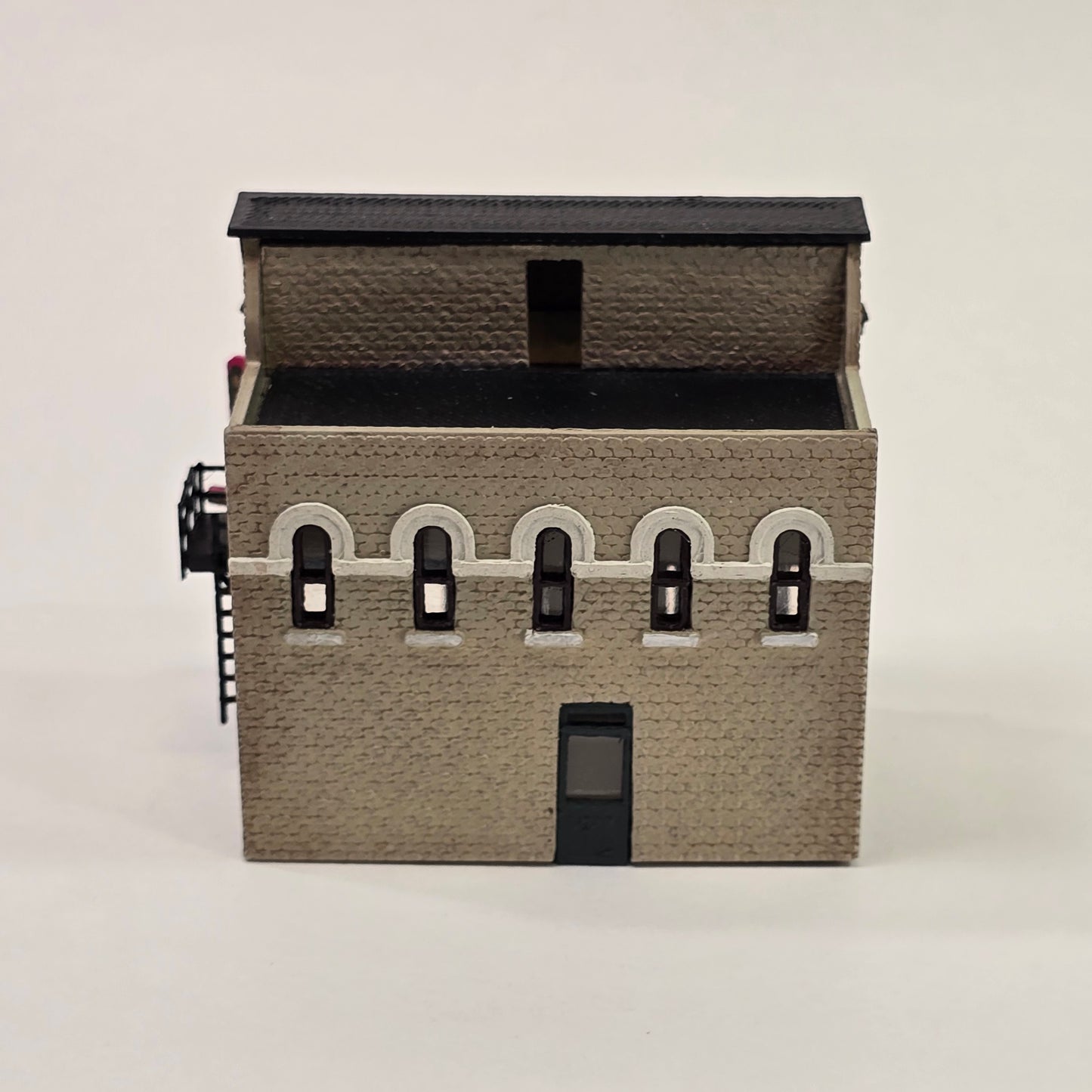 N Scale City Corner Laundromat & Grocery Building Kit