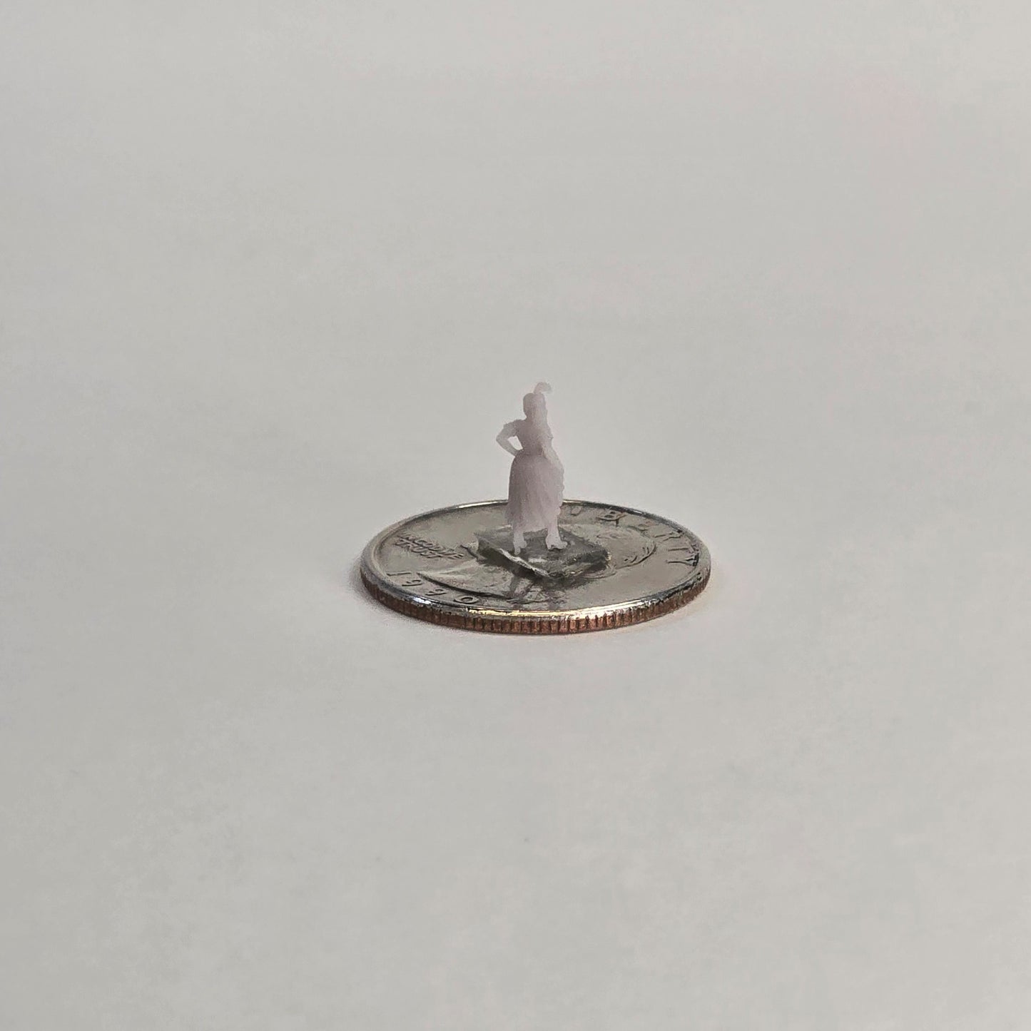 N Scale 12mm Western Dancer – Unpainted Resin Female Figure for Dioramas