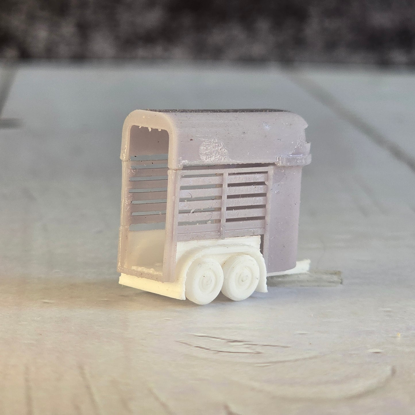 12mm Resin Printed “The Hauler” – PLA and Resin Horse Trailer Miniature Diorama, doll houses, scale modelers, camera props, scene building vehicle