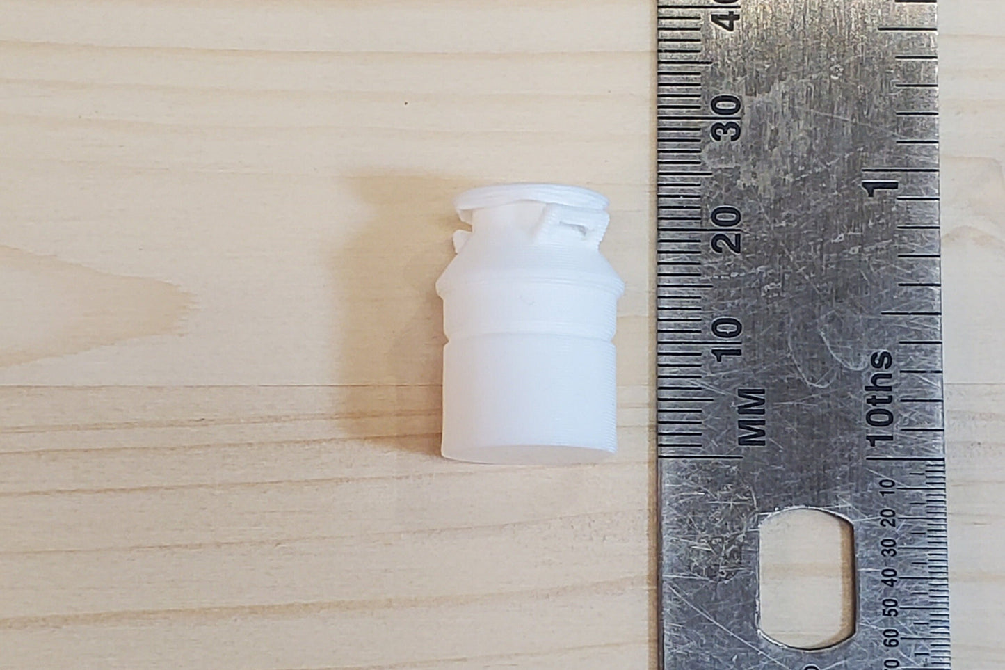 O scale Milk cans 3D printed for Model trains also used for Pioneer Barnyard style Dioramas Dollhouses Miniatures War Craft UNPAINTED (5 pak