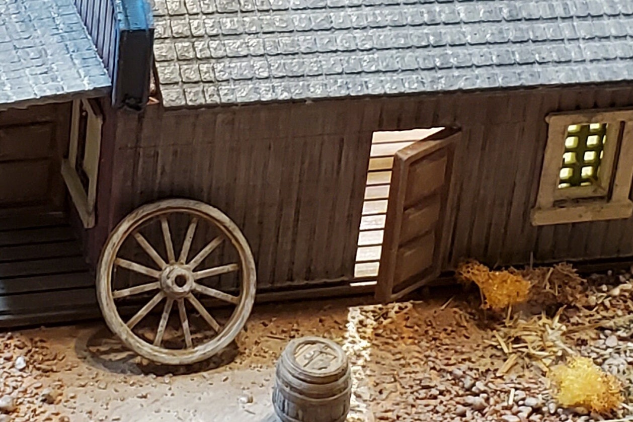 HO Scale Wagon Wheels Set (5) 1:87 1800s Style, 3D Printed for Dioramas, Westerns, Dollhouses, Wargaming, Trains Unpainted