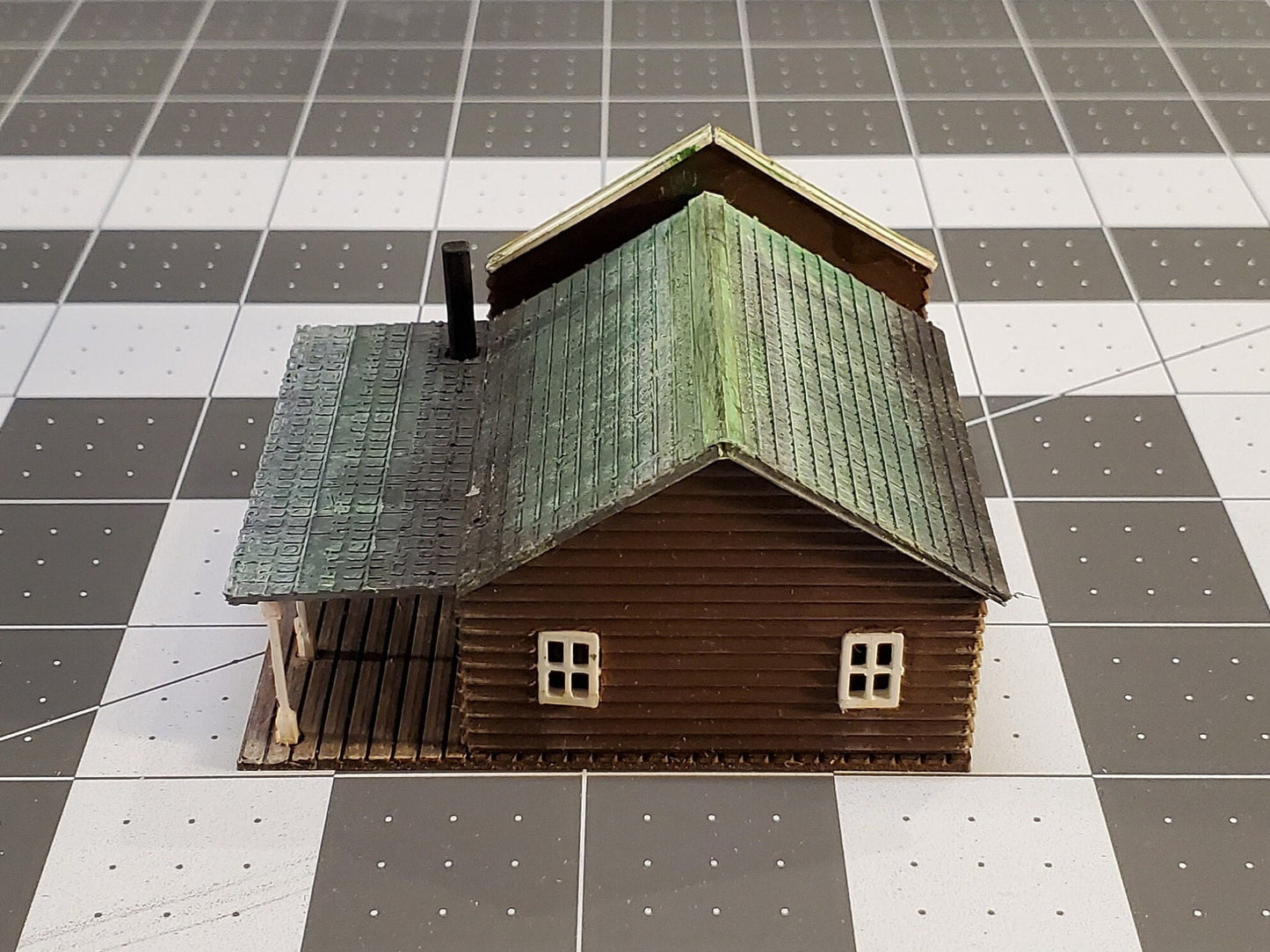 N scale 3D printed Pioneer building Kit - BLACKSMITHY - UN painted with instructions. Great for Dioramas, Terrain miniatures, Model trains.