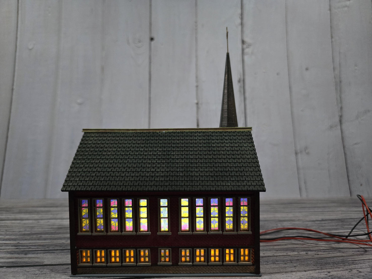 N scale 3D printed detailed Church with realistic stained glass windows,a building kit for dioramas, dollhouses, model trains and desktop