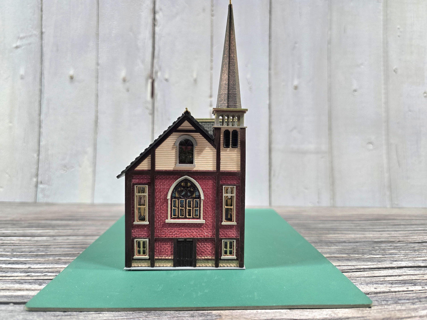 N scale 3D printed detailed Church with realistic stained glass windows,a building kit for dioramas, dollhouses, model trains and desktop