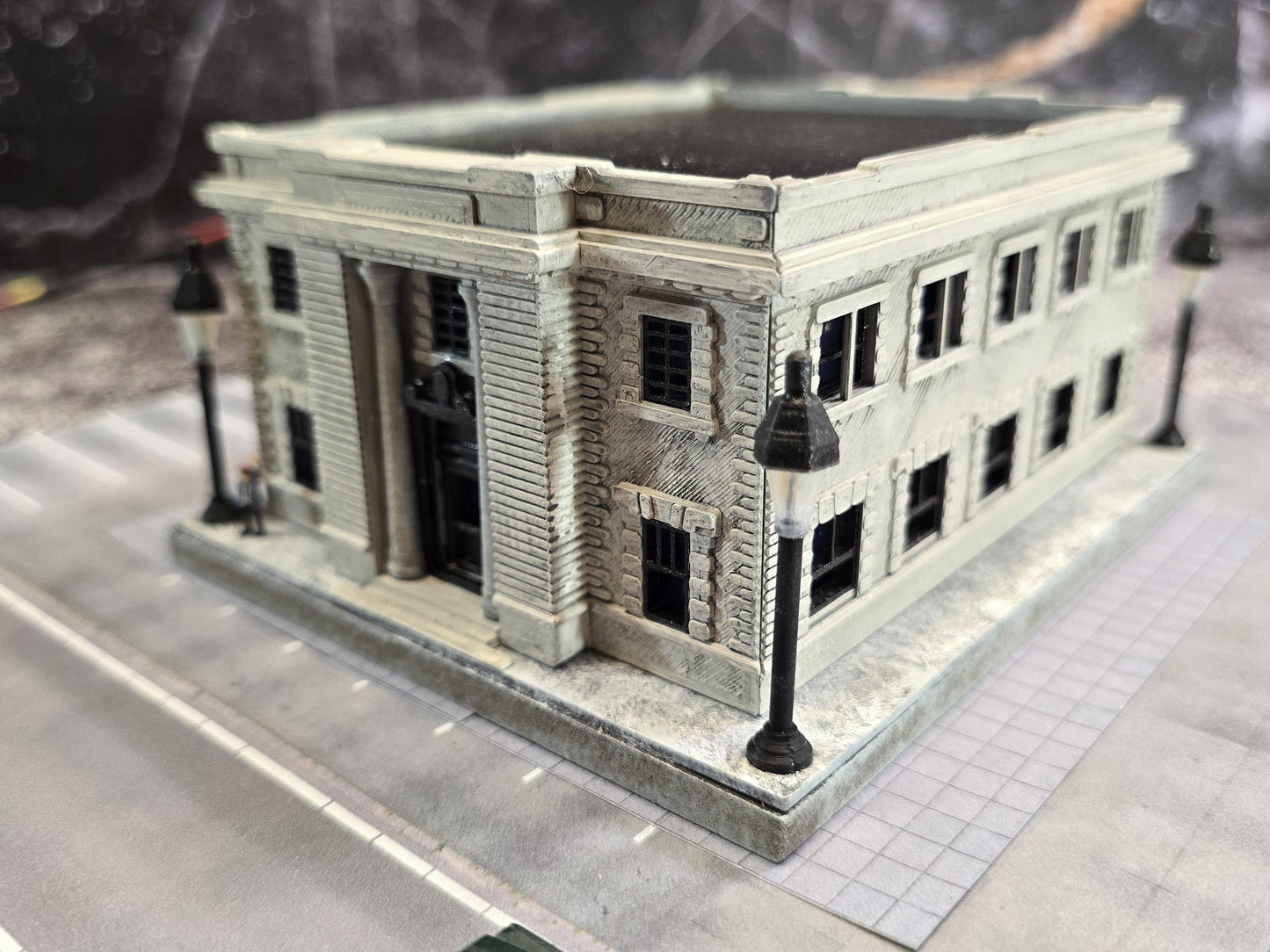 N Scale historic Meriden post office kit detailed RR model for dioramas, layouts, or desktop display. No lights included.