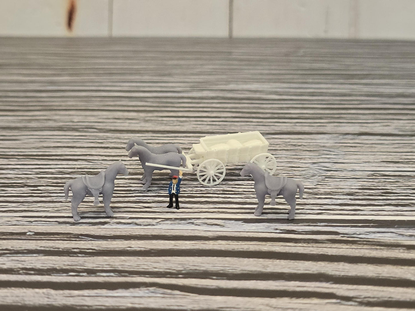 N Scale New detailed Western Horse and Cart Resin Printed, Fully Assembled, Unpainted Perfect for Dioramas, Trains, or Dollhouses