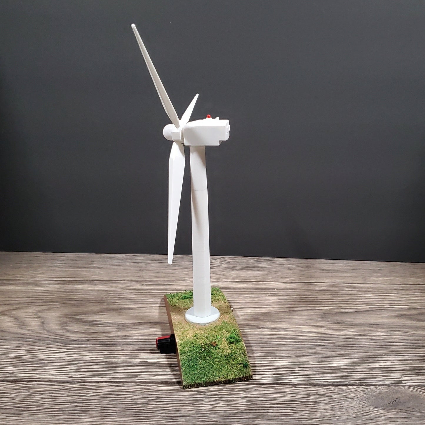 13" Motorized Wind Turbine – Desktop Display with Blinking Light for Dioramas & Miniatures