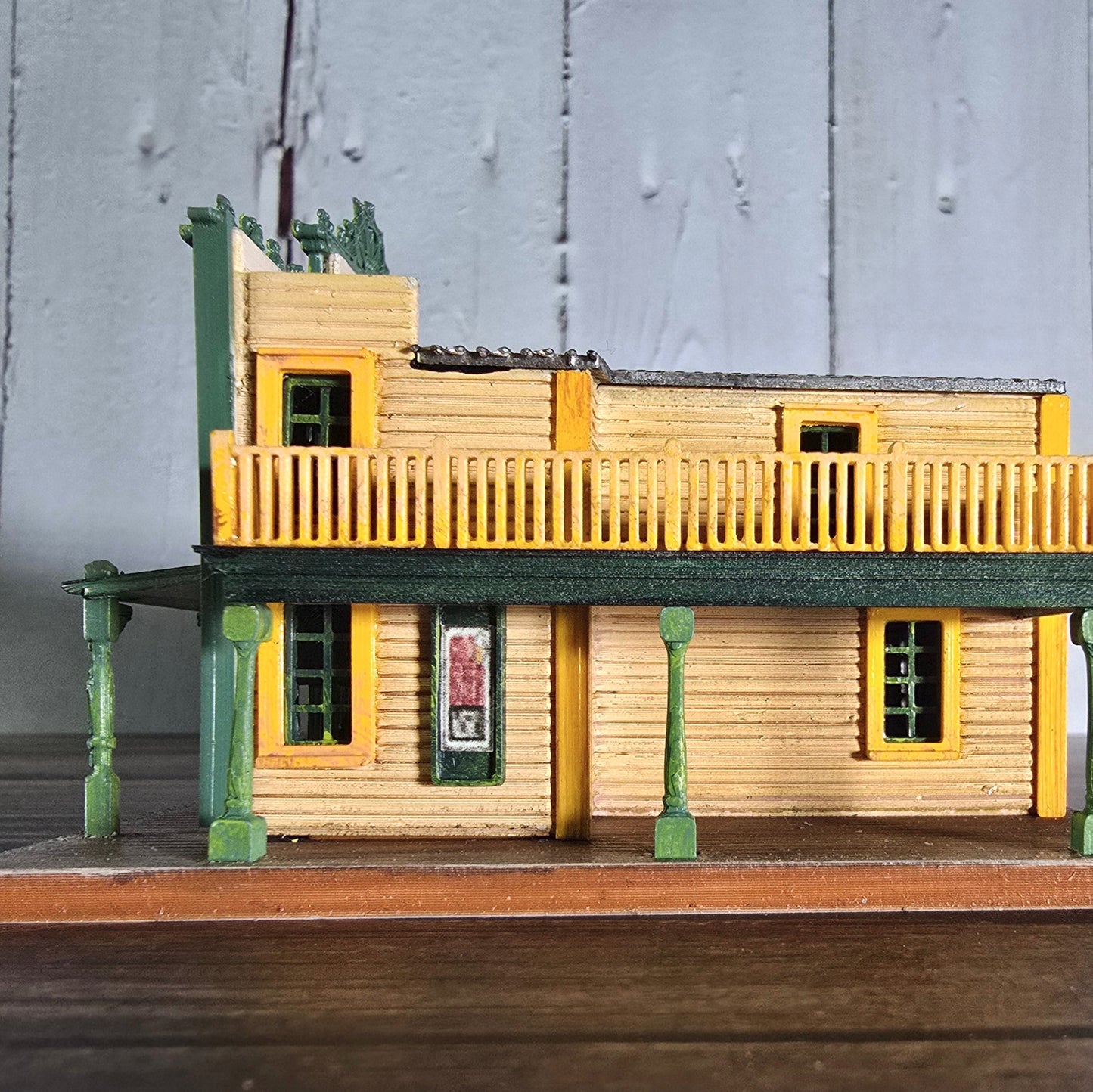 N Scale Western Saloon – Ready-Built Building with Lights, Handcrafted Detail for Dioramas & Layouts