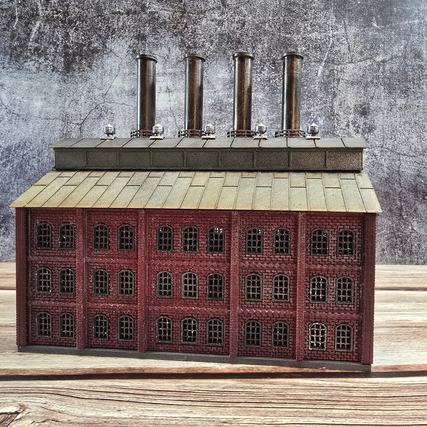 N Scale – Ready-Built Power Plant with Lights | Handcrafted Diorama Building