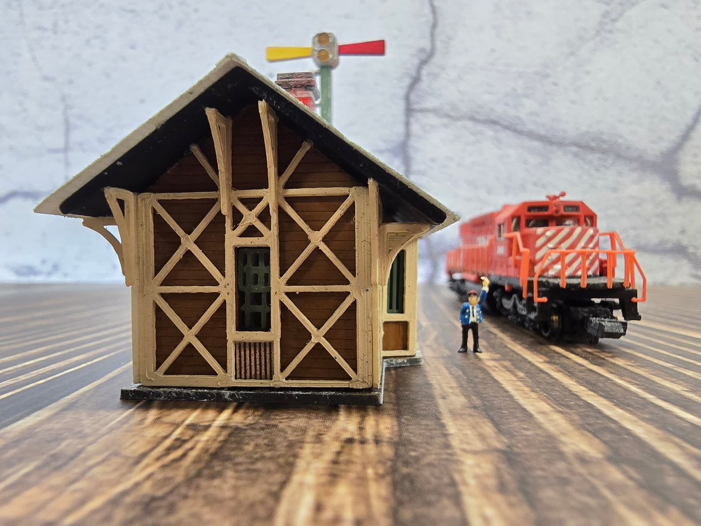 N Scale Stewart Depot – Ready-Built Model with Signal Tower, Handcrafted for Model Railroad Layouts & Dioramas