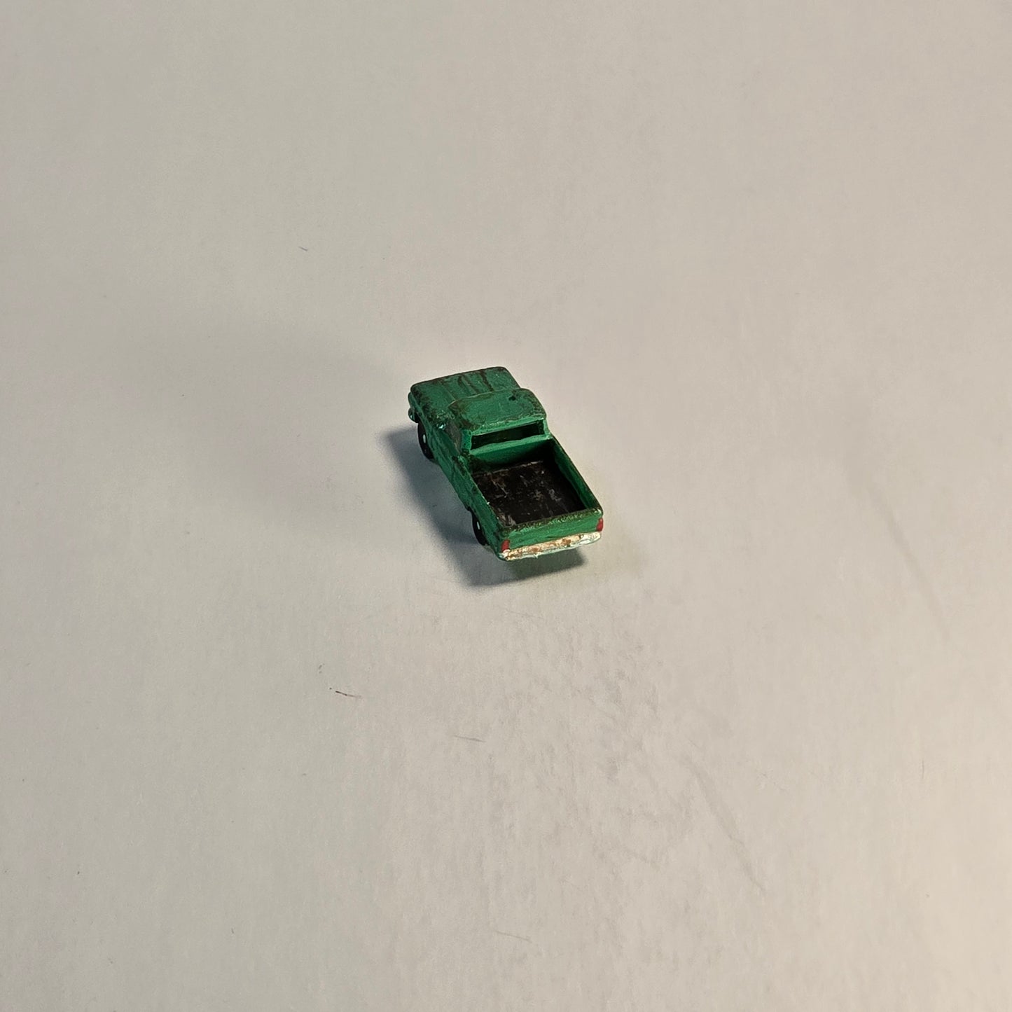 12mm Hand Painted Resin Printed Pickup Truck – Diorama, doll houses, scale modelers, camera props, scene building