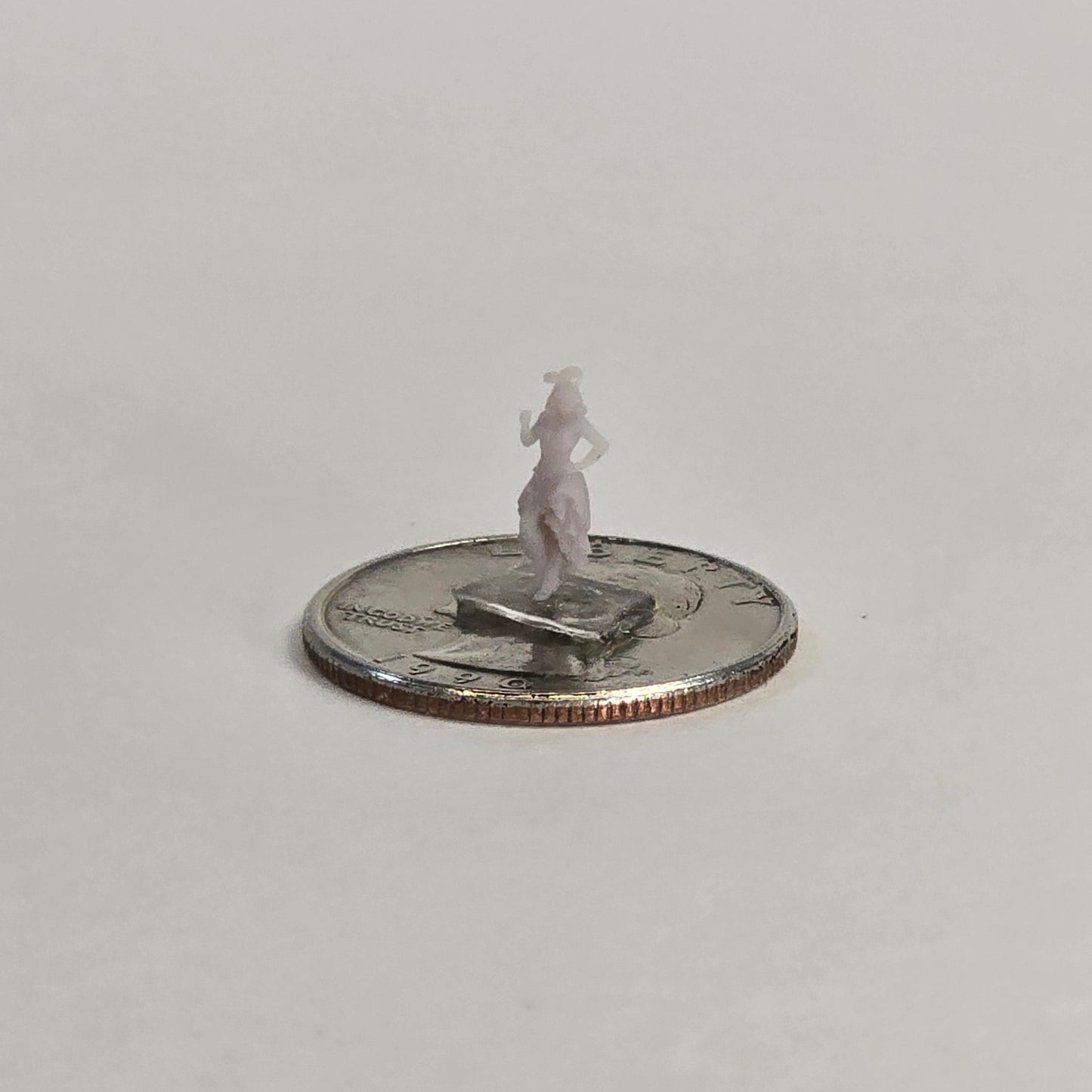 12mm N scale Dancer Gal – People Figure with Raised Skirt Pose