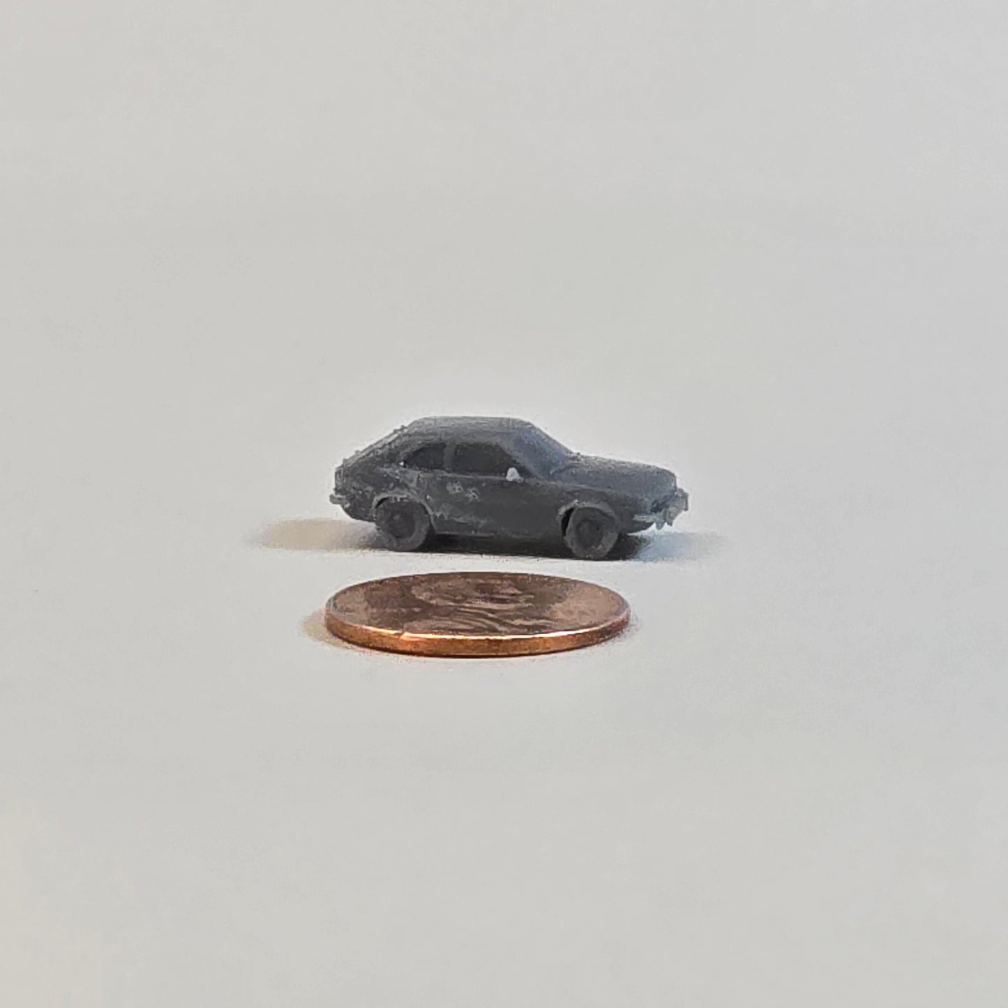 Sculptural Grey – 1970s Ford Pinto Hatchback | 10mm Scale Car