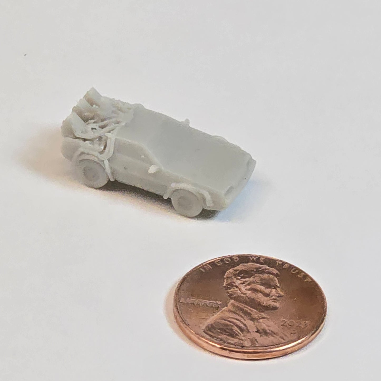 14mm DeLorean-Style Time Machine Car | Sculptural Grey | N Scale 1:1