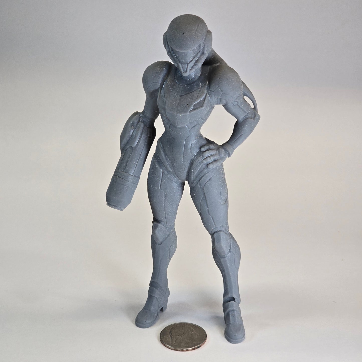 Sculptural Grey – Sci-Fi Armored Hunter (Samus-Inspired Prototype Figure)