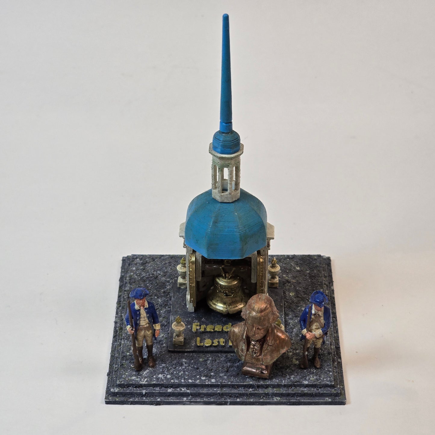 Sculptural Grey – Liberty Bell Diorama Builder Set (Colonial America Collection)  Kitted