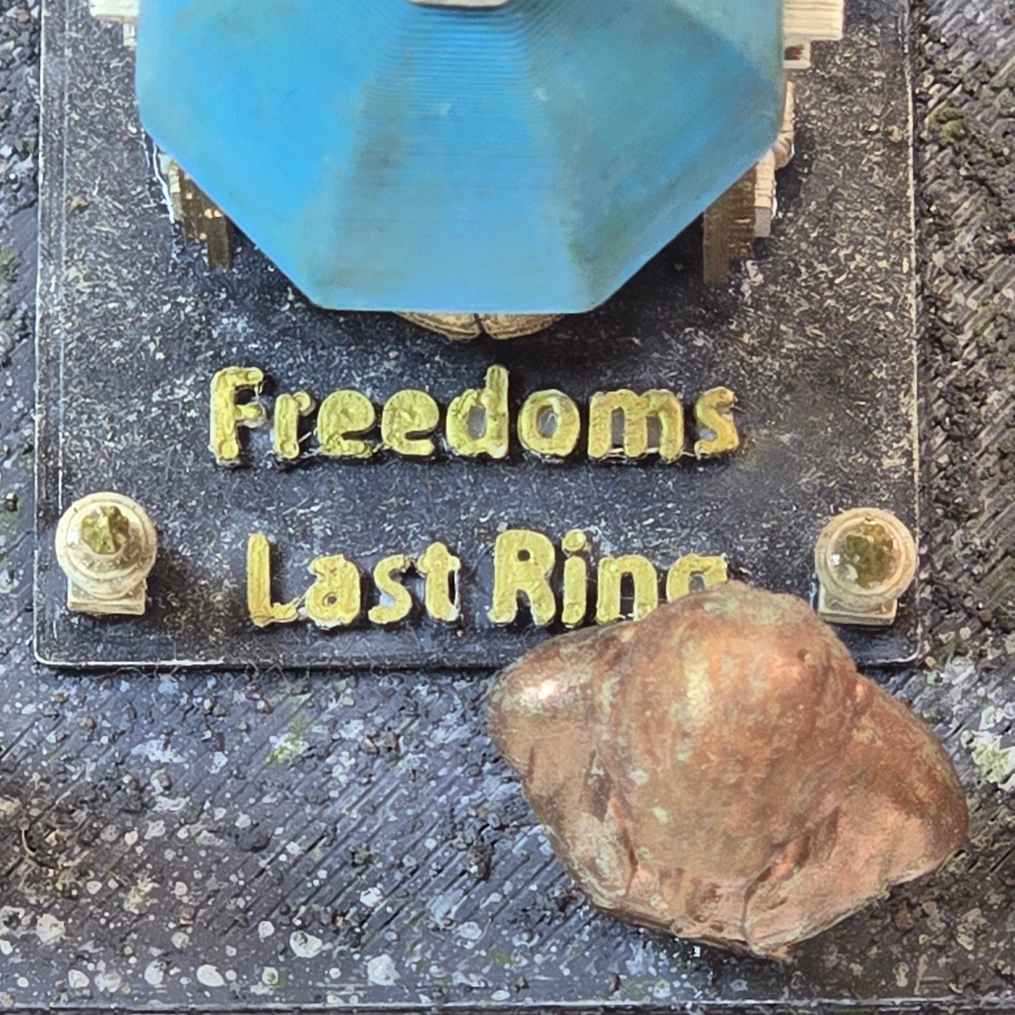 Freedom’s Last Ring – 120mm Diorama (Hand-Painted Collectible Scene) Diorama