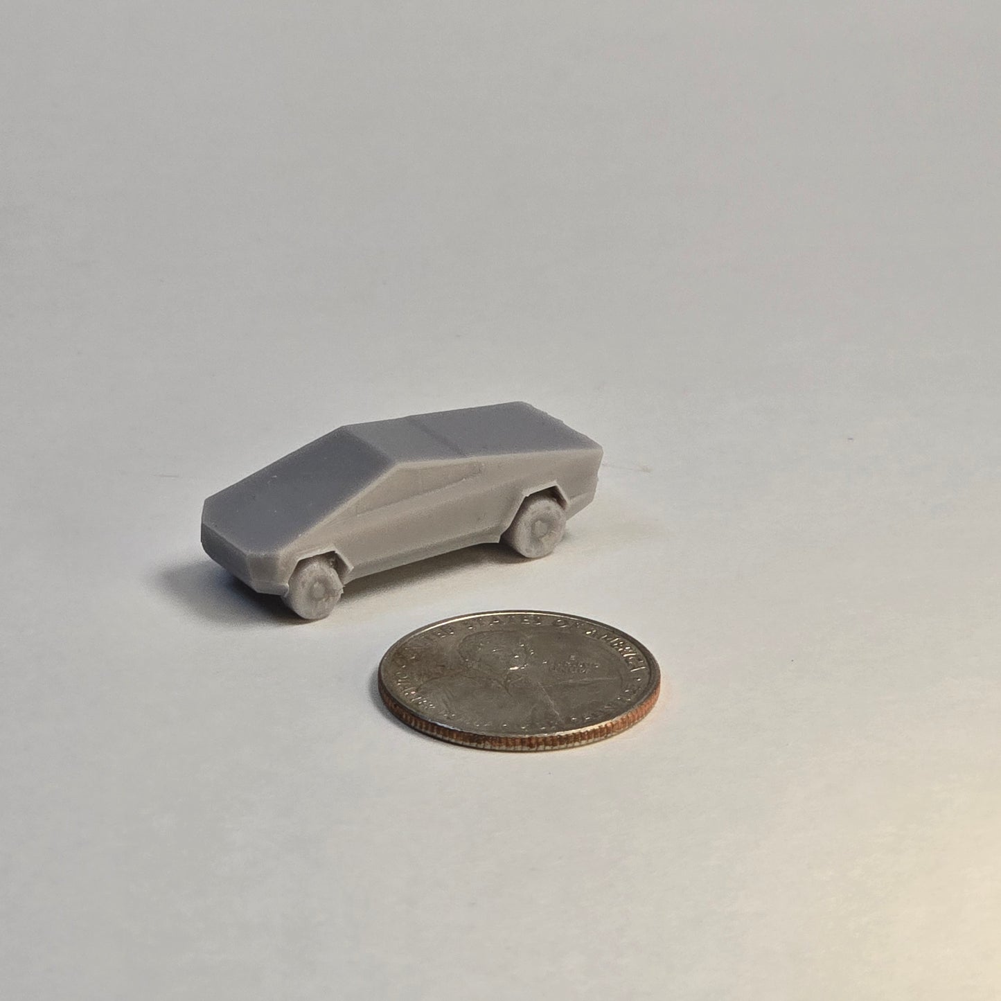 N Scale Cybertruck Car – Sculptural Grey Modern Electric Pickup