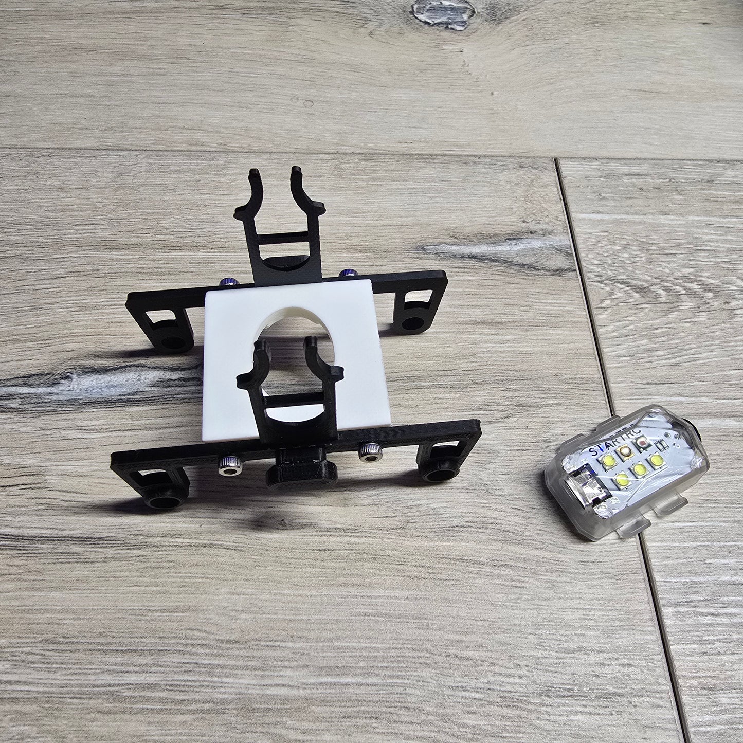 DJI Neo 2 Snap-On Night Flight Landing Gear & Strobe Mount – Ultra Lightweight 15gDJI Neo 2 Snap-On Night Flight Landing Gear & Strobe Mount – Ultra Lightweight 15g