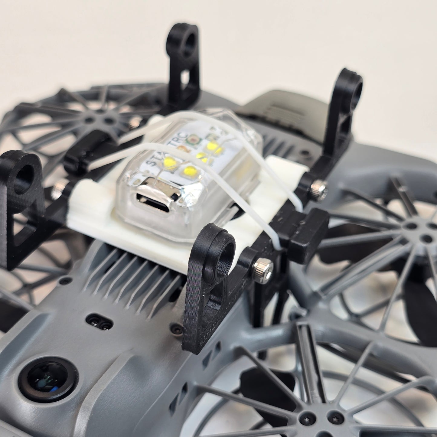 DJI Neo 2 Snap-On Night Flight Landing Gear & Strobe Mount – Ultra Lightweight 15gDJI Neo 2 Snap-On Night Flight Landing Gear & Strobe Mount – Ultra Lightweight 15g