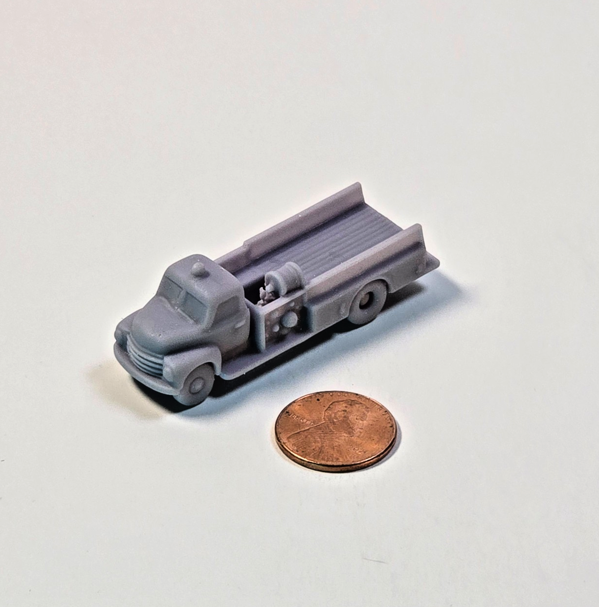 N Scale Vintage Fire Truck with Hose Reel – Resin Miniature for Model Scenes