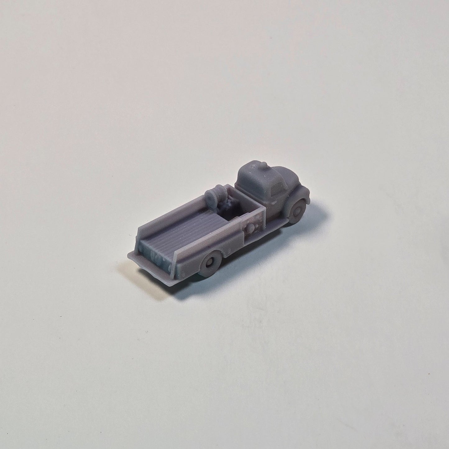N Scale Vintage Fire Truck with Hose Reel – Resin Miniature for Model Scenes