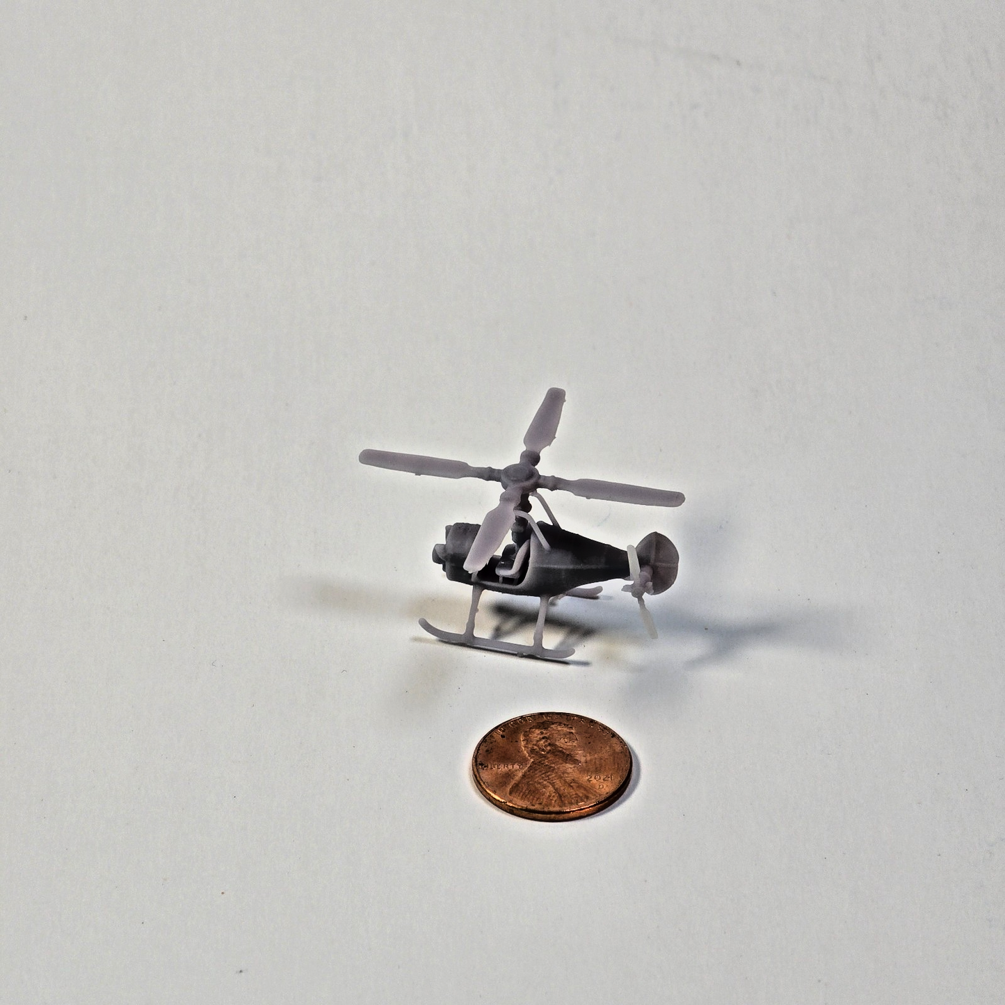 Hand-Painted Miniature Helicopter Scene | N Scale 1:160 Diorama Set | USA Made
