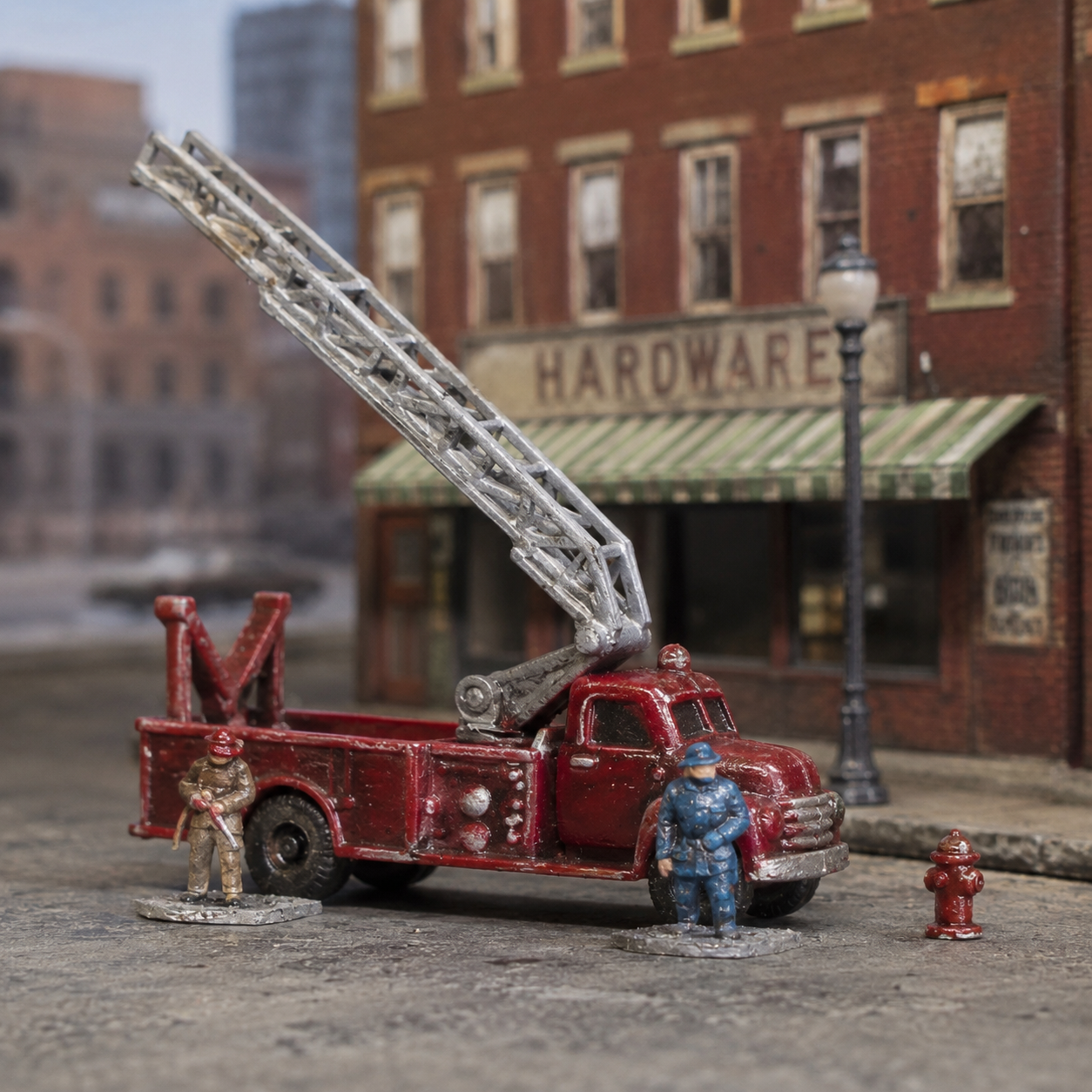 N Scale Vintage Ladder Fire Truck & Firefighter Scene Set – Unpainted