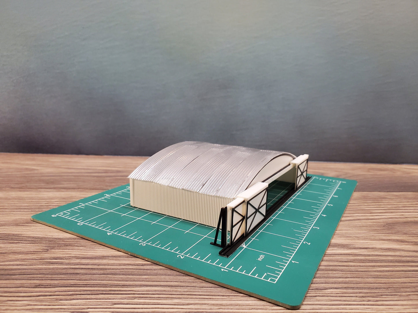 N scale 3D-printed plastic model kit Aircraft hanger kit with detailed instructions and sliding doors. Perfect for dioramas, & model trains.