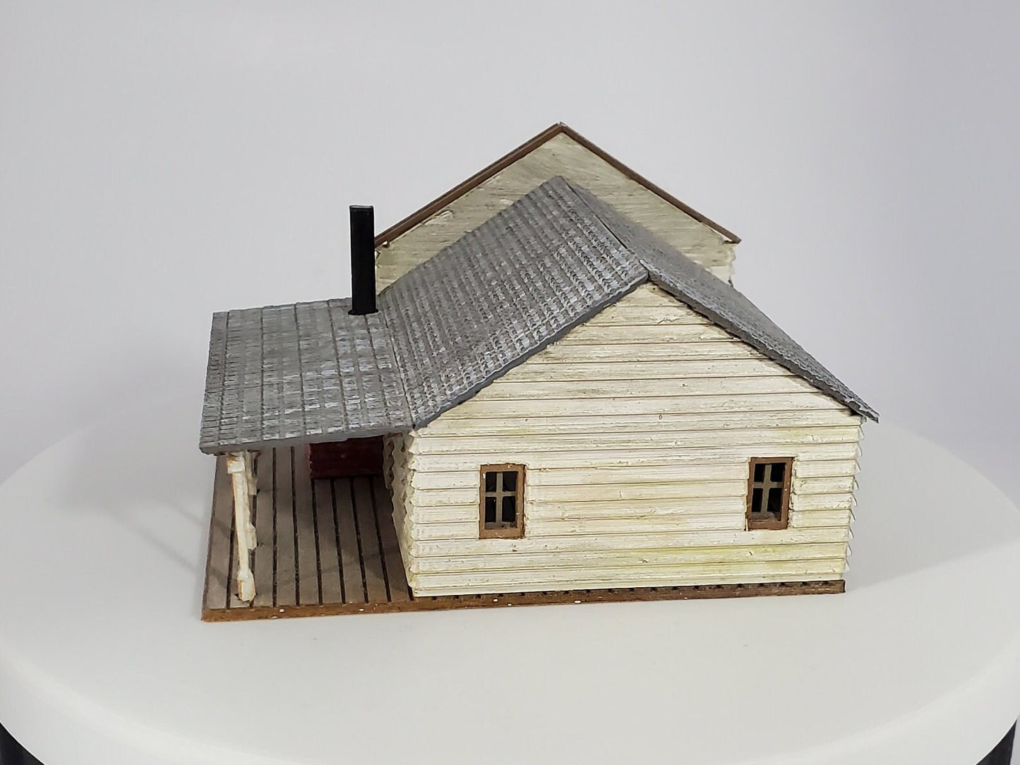 N scale 3D printed Pioneer building Kit - BLACKSMITHY - UN painted with instructions. Great for Dioramas, Terrain miniatures, Model trains.
