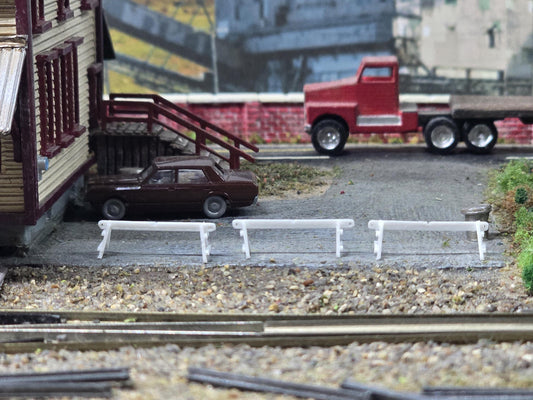 N Scale Wood Barrier Set (20 Pieces)  3D Printed for Pioneer Barnyards, Dioramas, Model Trains, Dollhouses & Wargaming  Unpainted