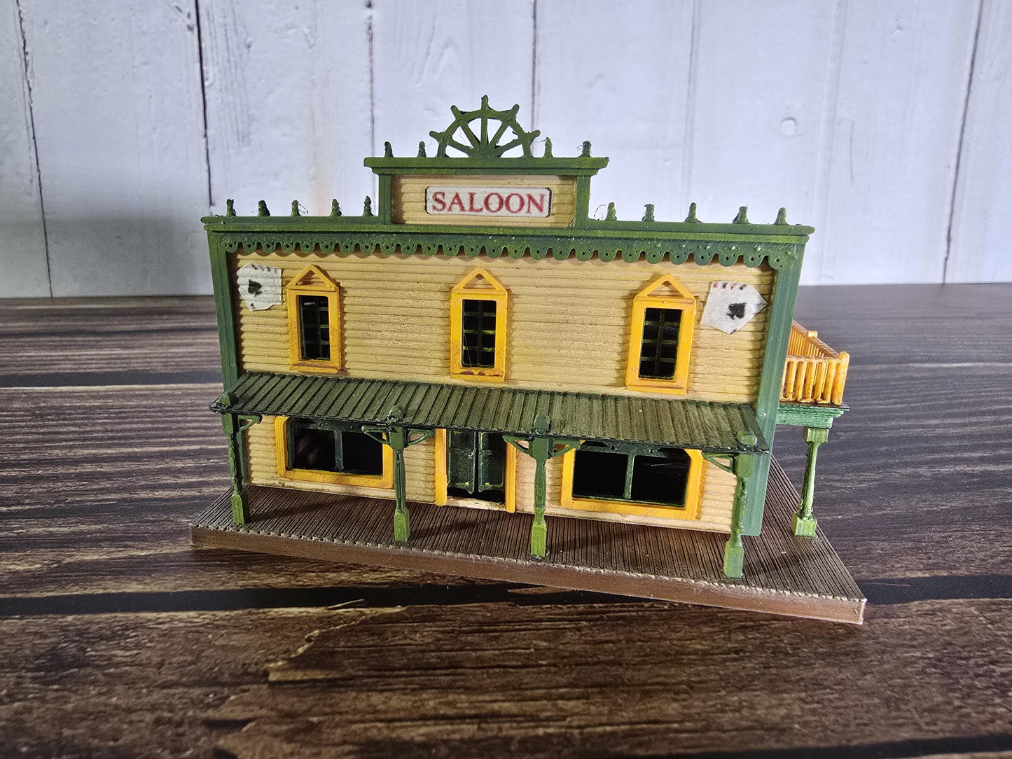 N Scale Ready-Built wild western Saloon  Building Model Railroad Layouts - with Lights, Handcrafted Detailing, Dioramas, Desktop display