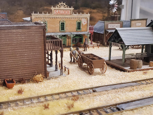 N scale Western horse and Cart - plastic model Old western Pioneer - kit UN PAINTED - Dioramas- Terrain - Model -Doll house -